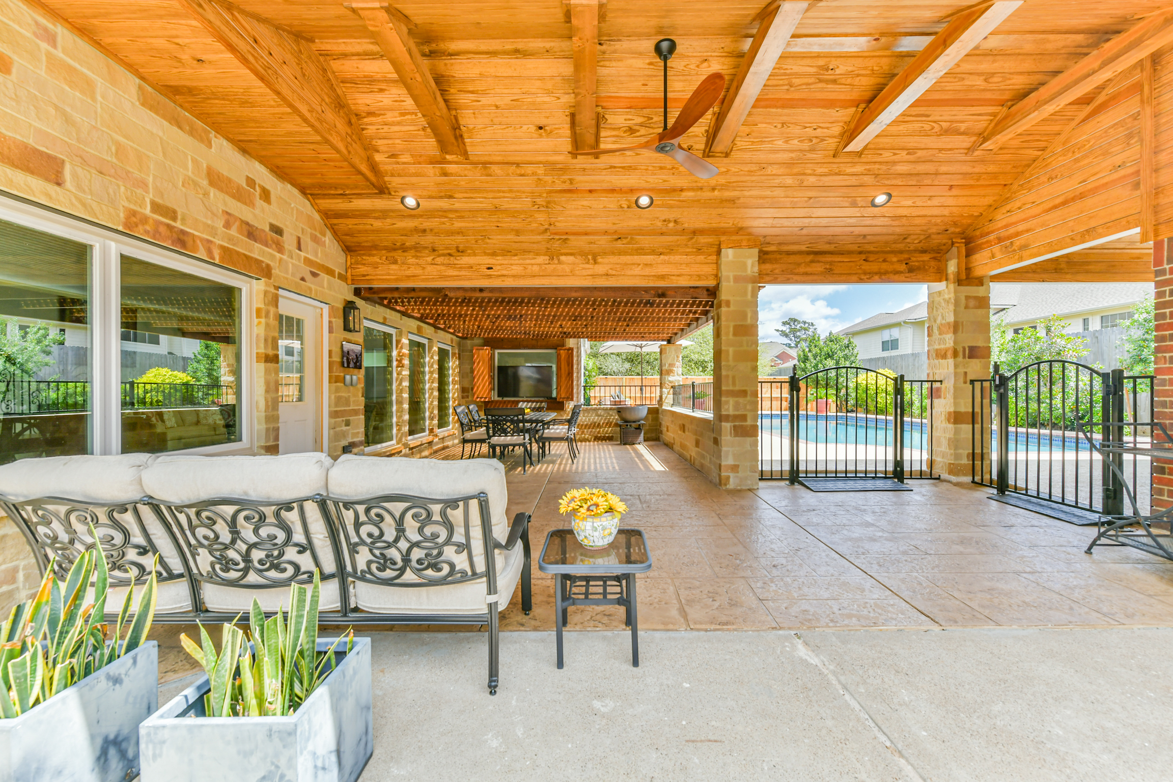 Tannehill Drive, Houston