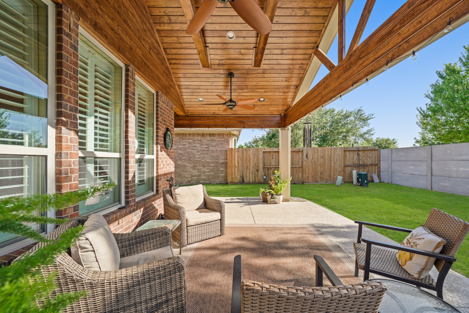 Beautiful covered patio 