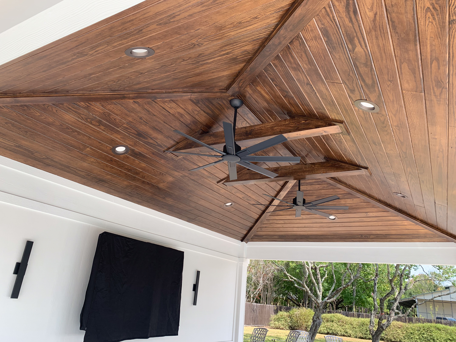 Backyard-Retreats_Pearland-Texas_beautiful-custom-cabanas-for-your-backyard-2