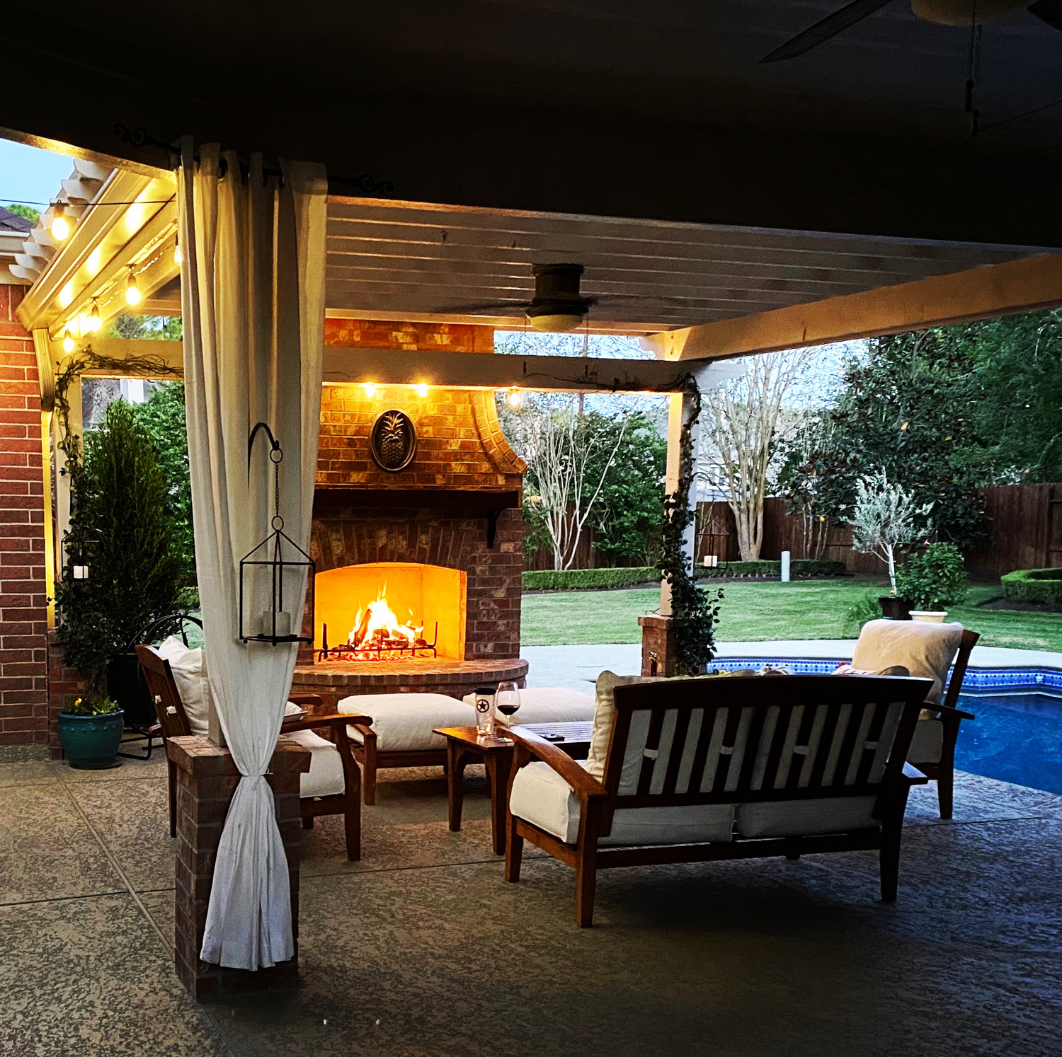 Backyard-Retreats_Pearland-Texas_beautiful-custom-cabanas-for-your-backyard-21