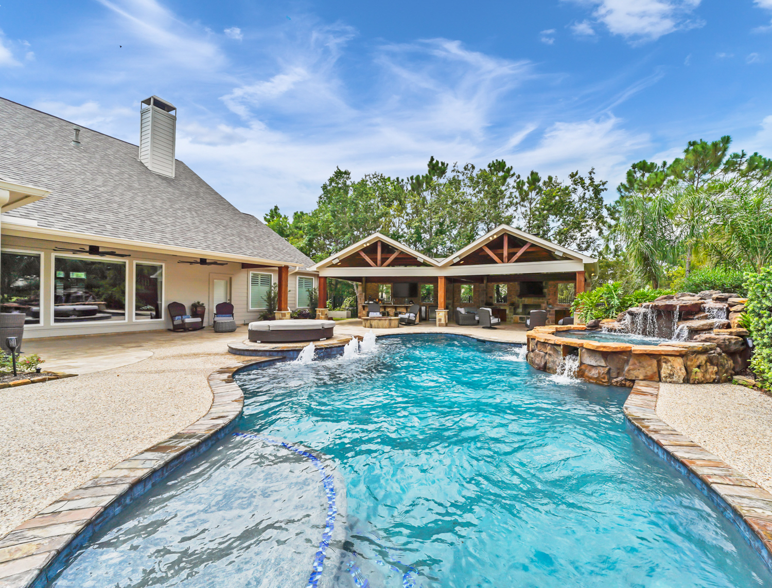 Backyard-Retreats_Pearland-Texas_beautiful-custom-cabanas-for-your-backyard-24