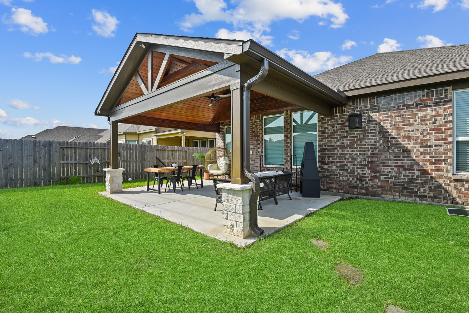 Backyard-Retreats-Pearland-Contractor-203-Covered-Patio-new