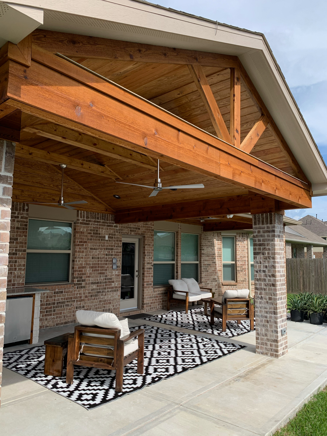 Backyard-Retreats_Pearland-Texas_beautiful-custom-covered-patios-for-your-backyard-36