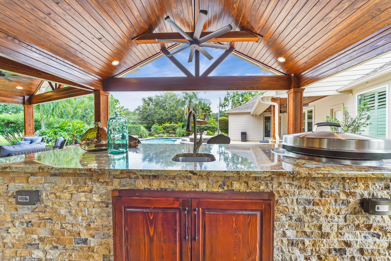 Backyard-Retreats_Pearland-Texas_beautiful-custom-covered-patios-for-your-backyard-50