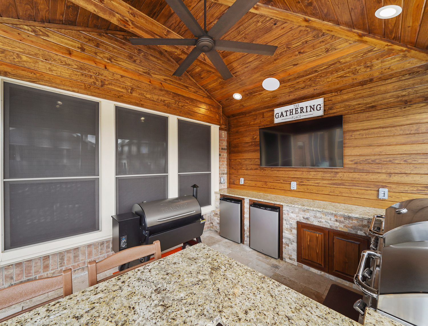 Backyard-Retreats_Pearland-Texas_beautiful-custom-covered-patios-for-your-backyard-81