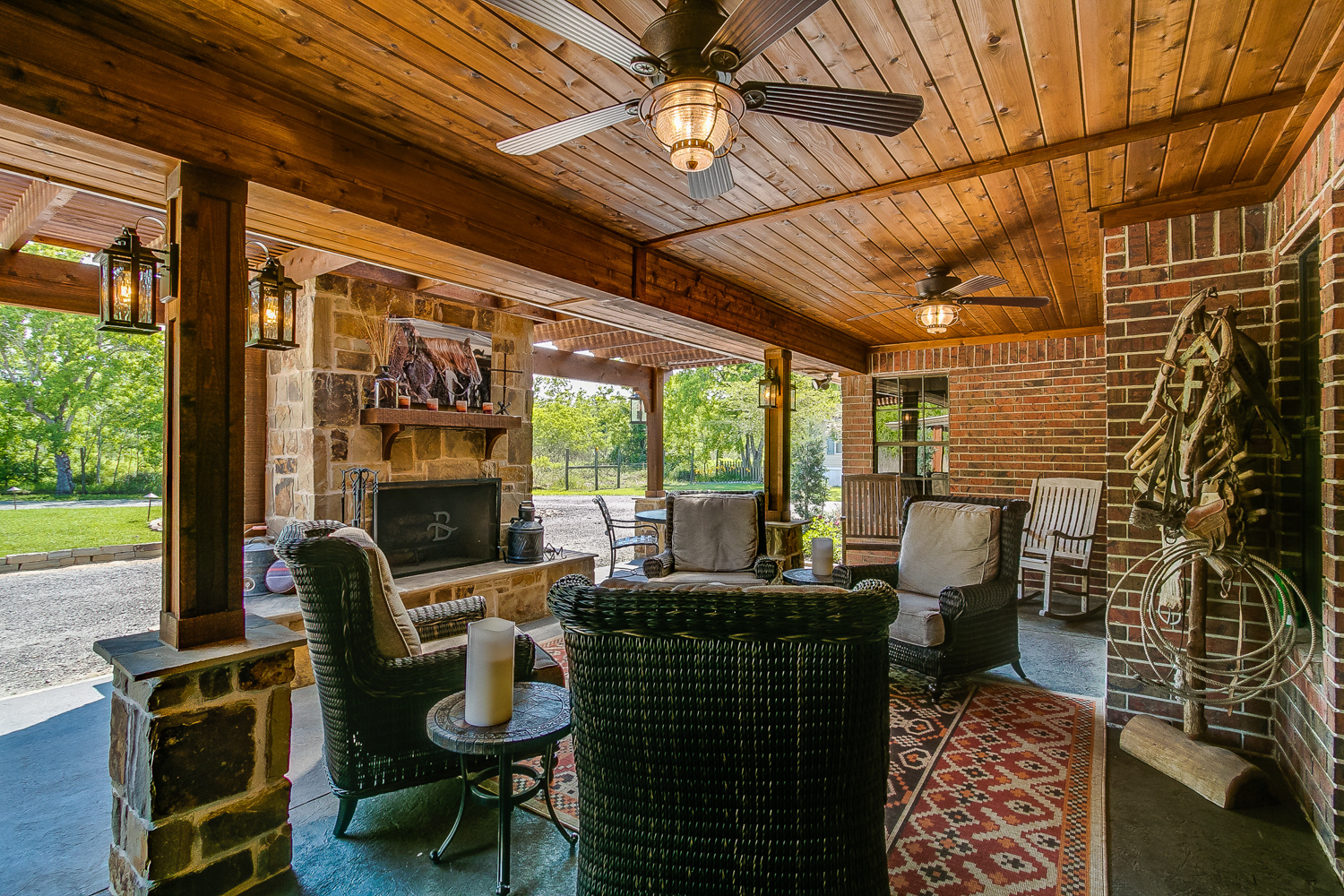 Backyard-Retreats_Pearland-Texas_beautiful-custom-covered-patios-for-your-backyard-94
