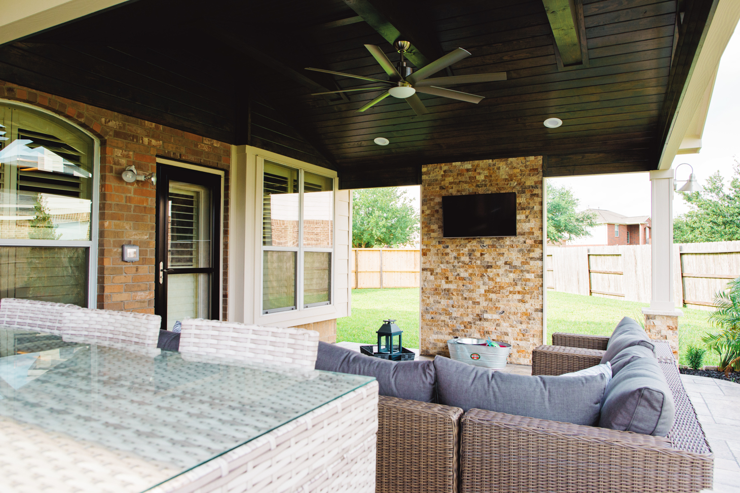 Backyard-Retreats_Pearland-Texas_beautiful-custom-covered-patios-for-your-backyard-96
