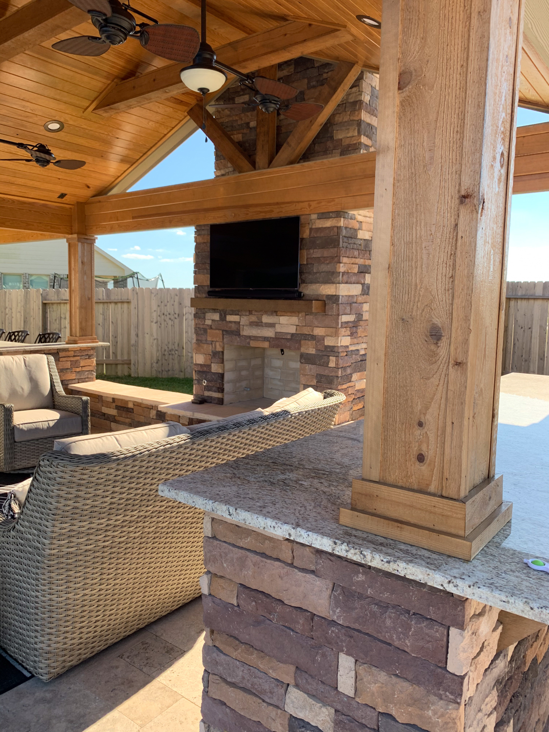 Backyard-Retreats_Pearland-Texas_beautiful-custom-covered-fireplaces-and-firepits-for-your-backyard-22