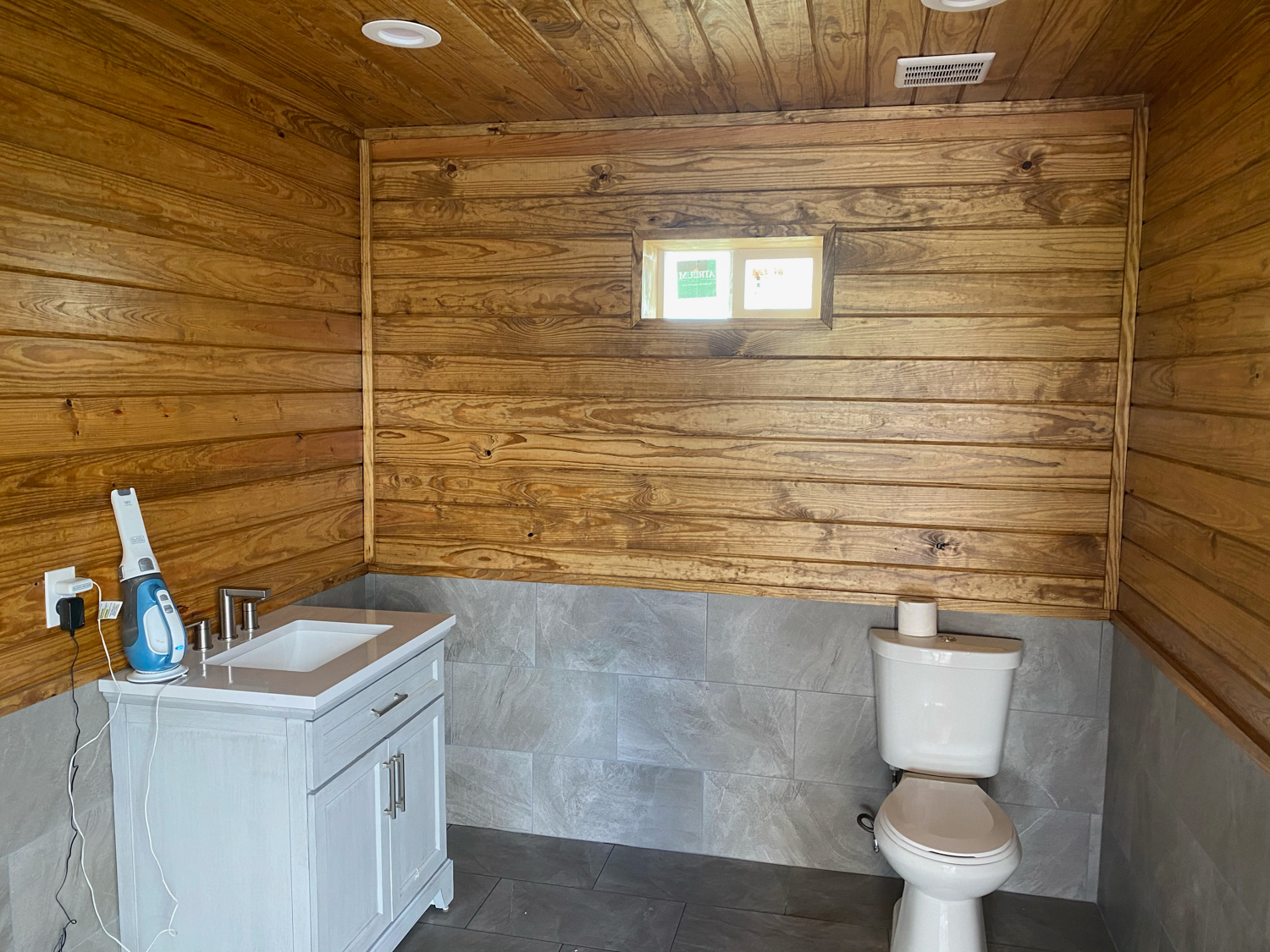 Backyard-Retreats_Pearland-Texas_beautiful-custom-outdoor-bathrooms-for-your-backyard