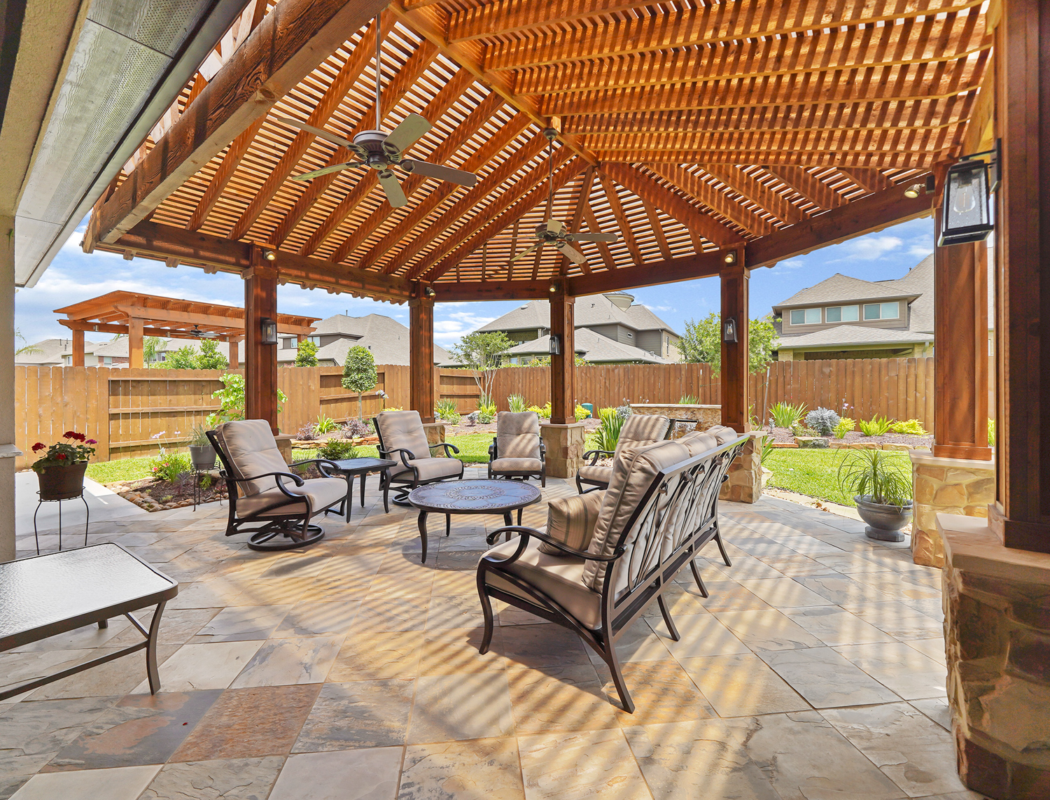 Backyard-Retreats_Pearland-Texas_beautiful-custom-pergolas-for-your-backyard-21