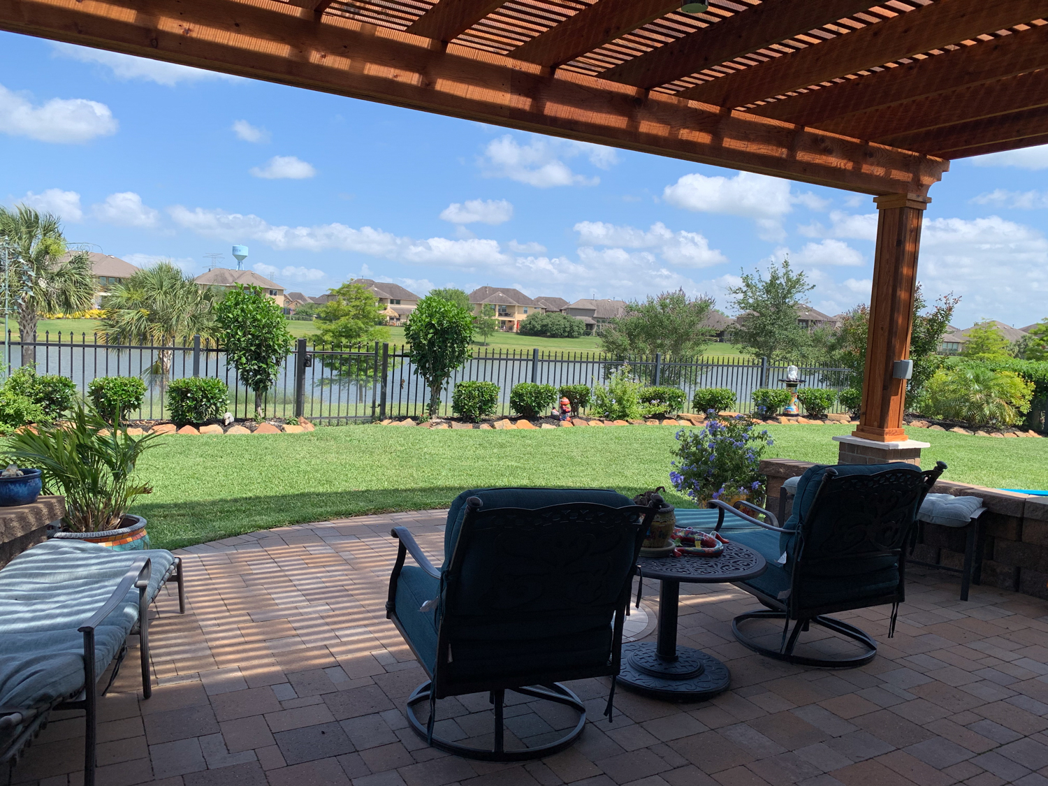 Backyard-Retreats_Pearland-Texas_beautiful-custom-pergolas-for-your-backyard-4