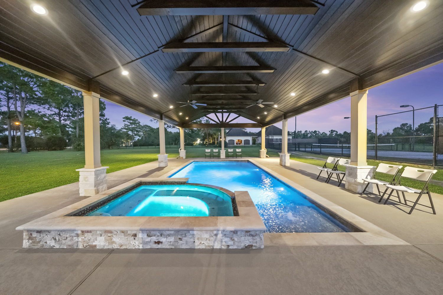 Backyard-Retreats-Pearland-Contractor-002-Pool-House-new