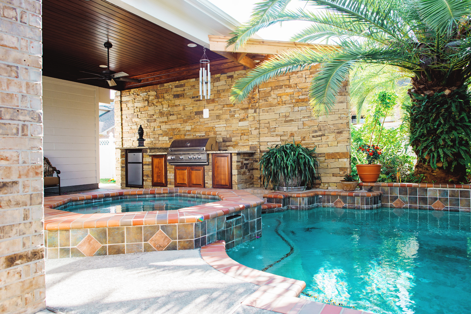 Backyard-Retreats-Pearland-Contractor-011-Pool-House-new