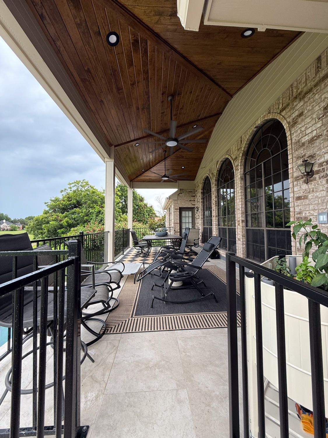 Backyard-Retreats_Pearland-Contractor-032_covered-patio