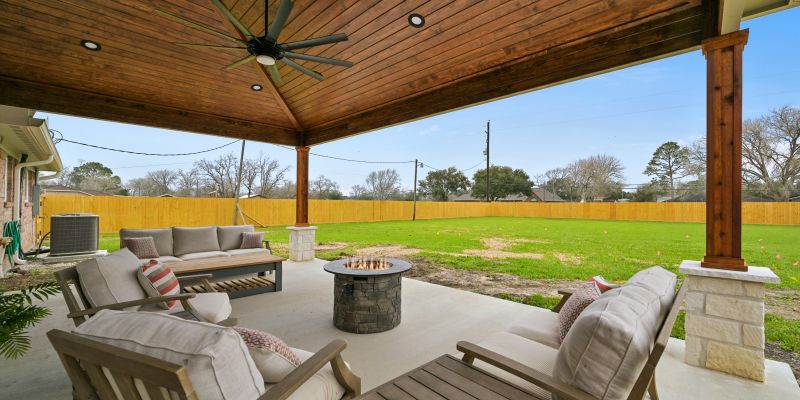 Bluebird Way, Pearland