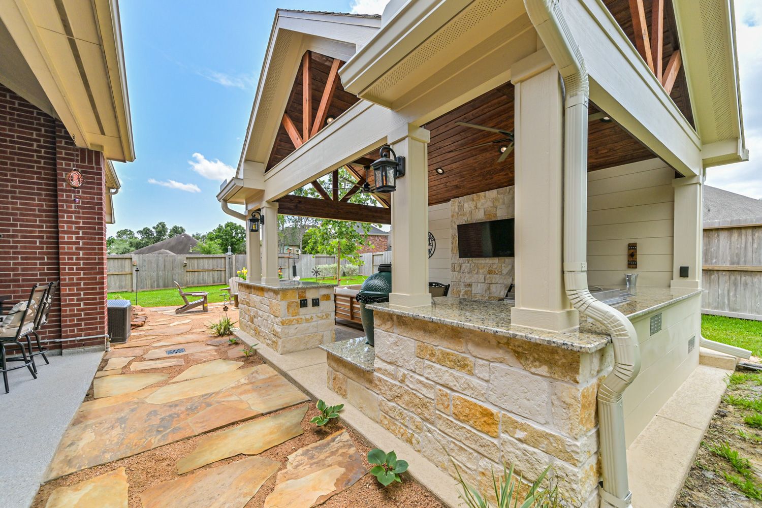 Backyard-Retreats_Pearland-Contractor-054_cabana