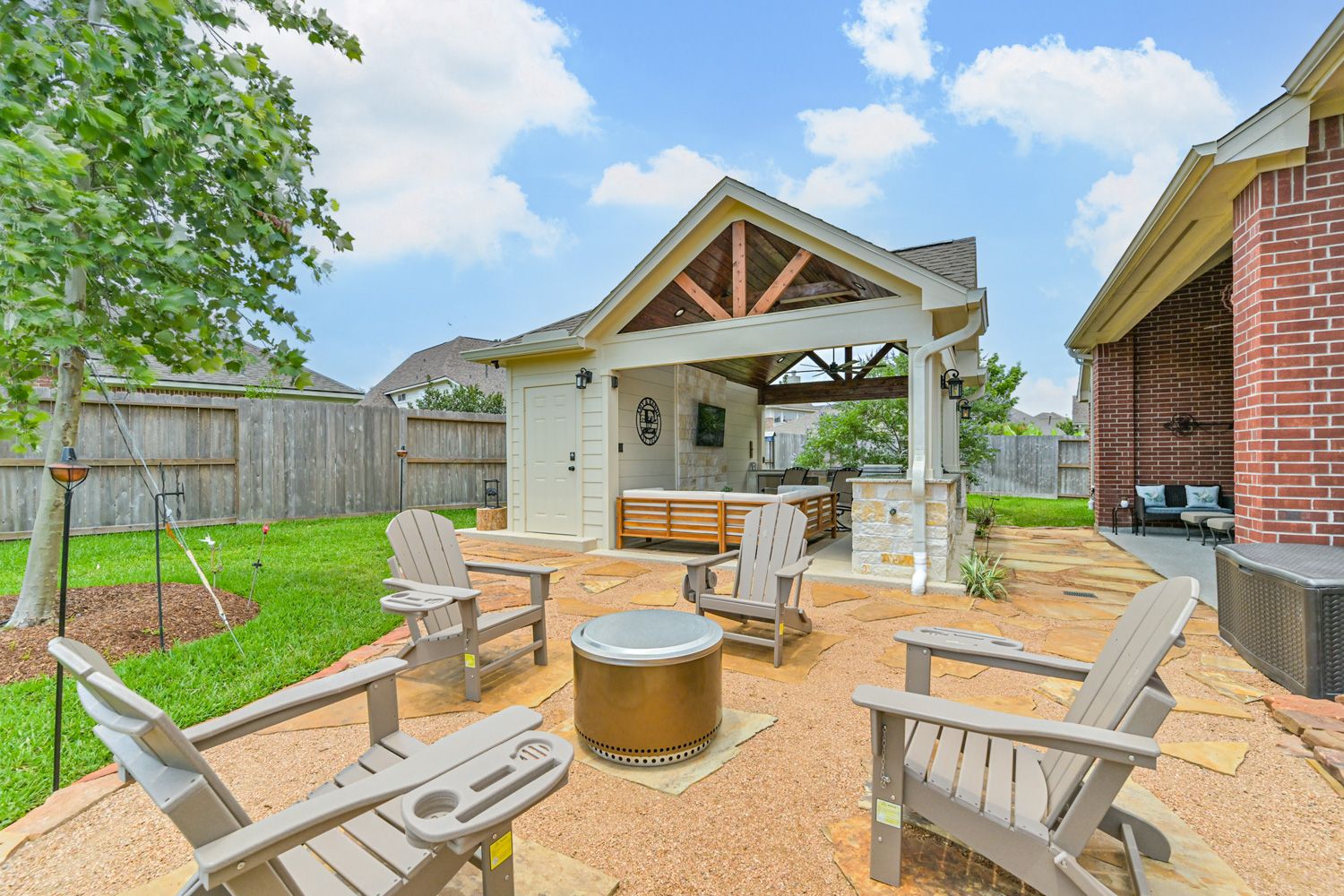 Backyard-Retreats_Pearland-Contractor-051_firepit