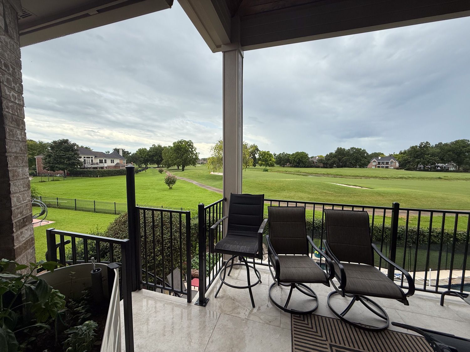 Backyard-Retreats_Pearland-Contractor-030_covered-patio