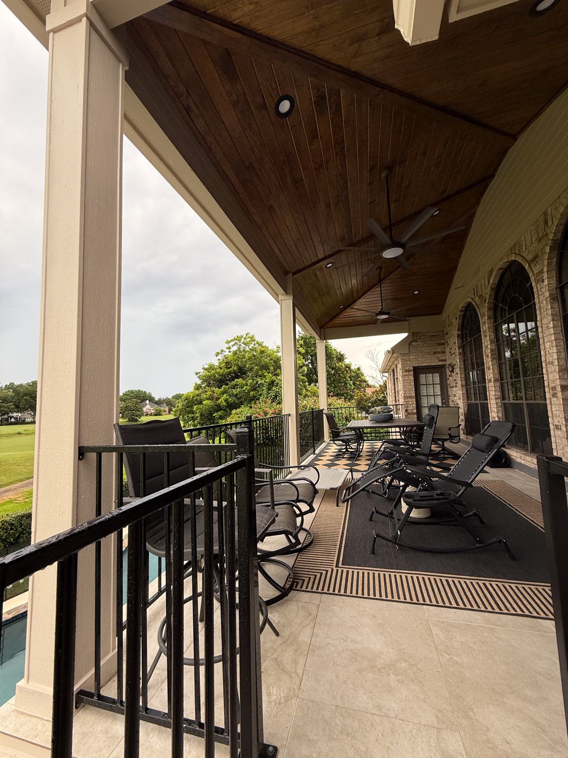 Backyard-Retreats_Pearland-Contractor-031_covered-patio