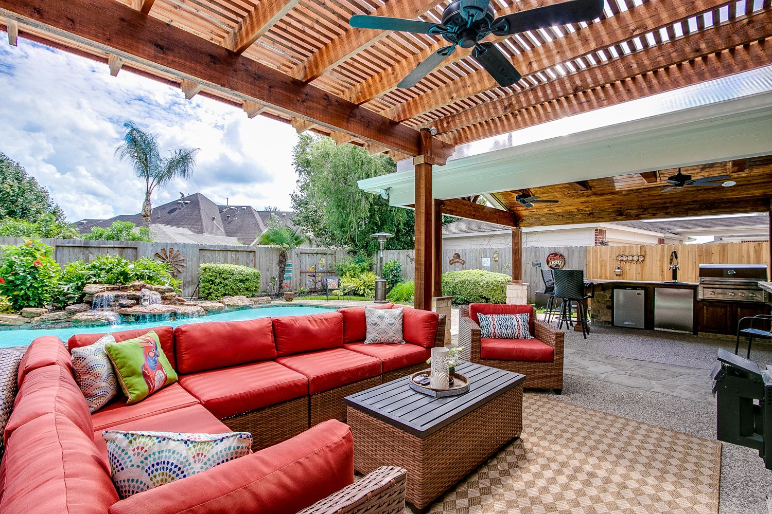 Backyard-Retreats_Pearland-Contractor-176_outdoor-kitchen