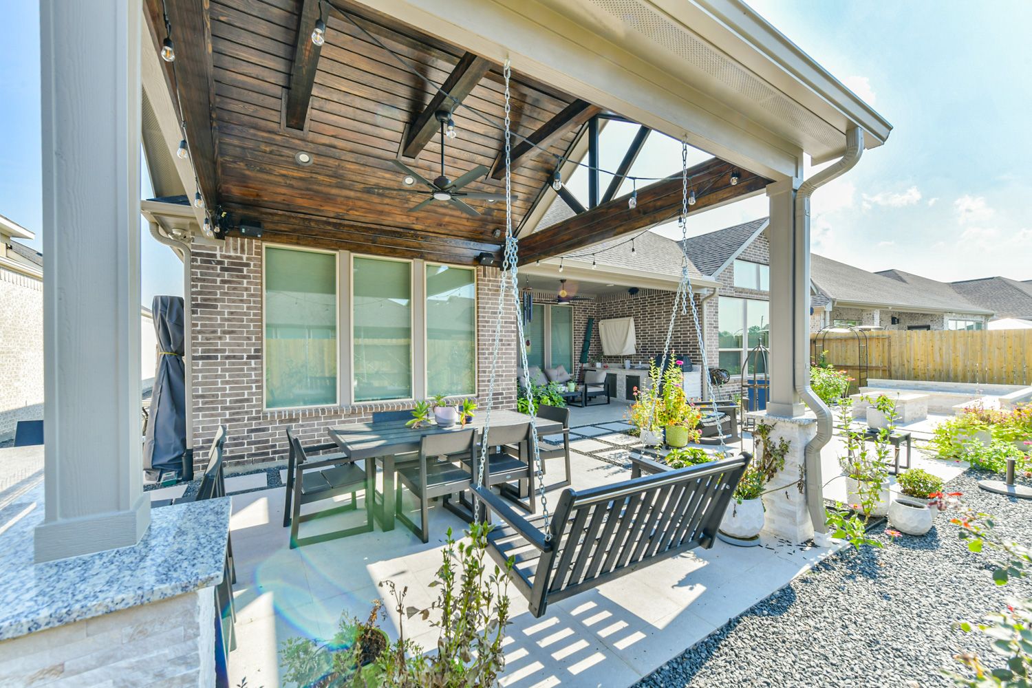 Backyard-Retreats_Pearland-Contractor-012_cabana